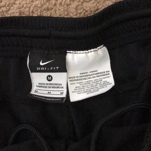 Nike Dri fit pants - Picture 3 of 4
